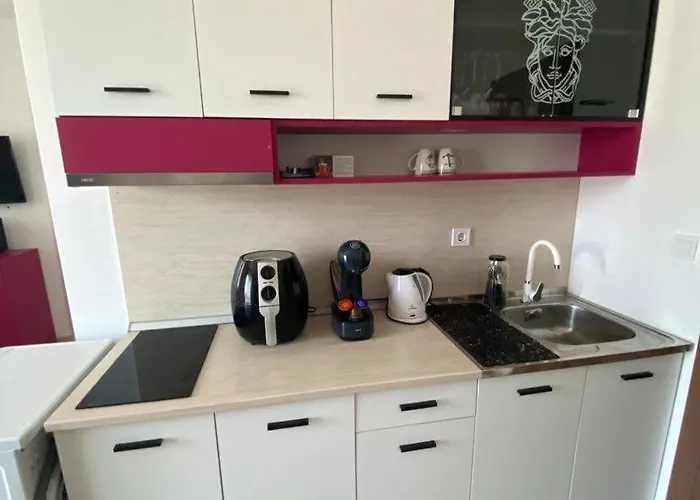 Апартамент за гости деница Обзор